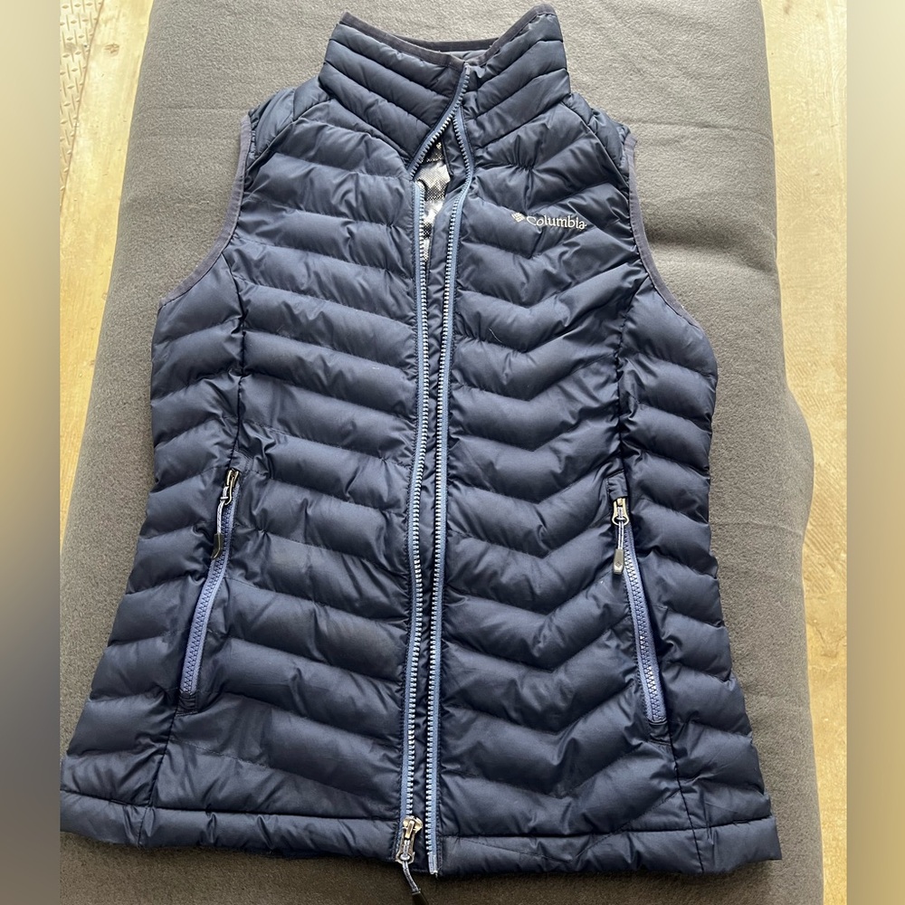 Columbia Navy Quilted Lightweight Down Vest